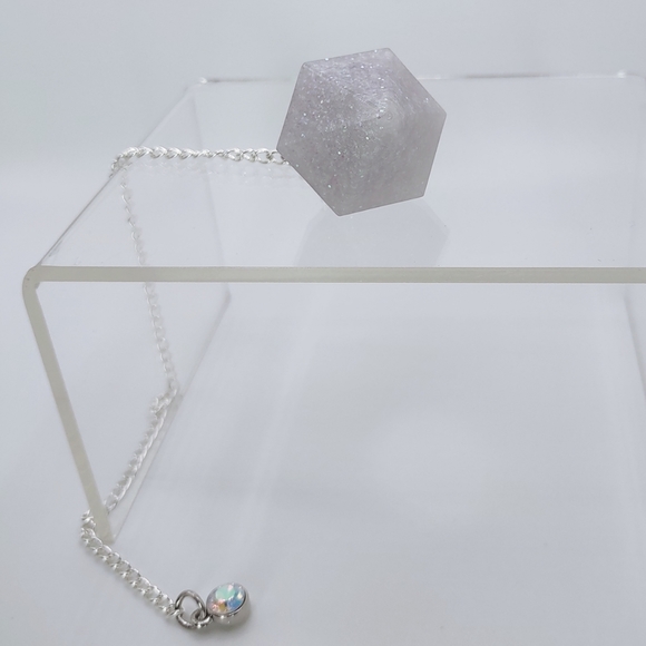 Berries and ice purple glitter inside pearly white handcrafted dowsing pendulum - Picture 8 of 10